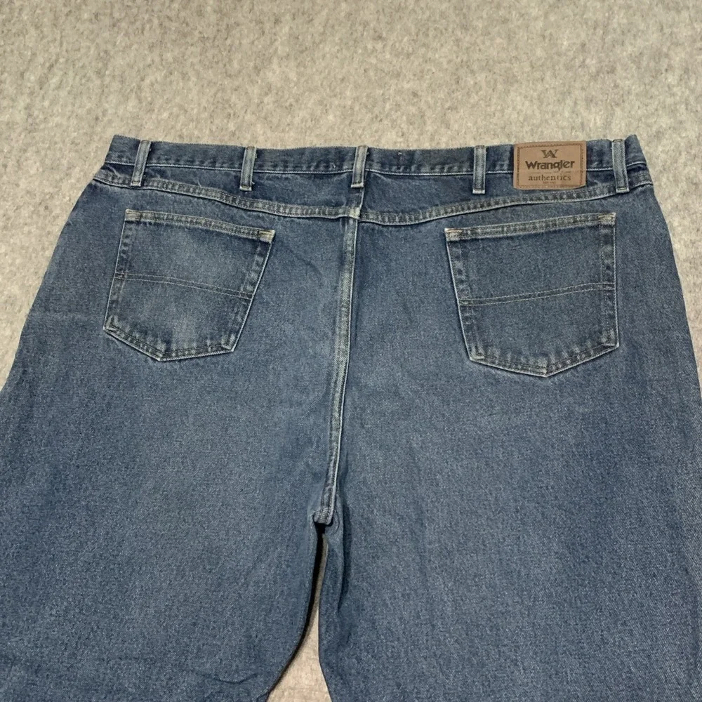 Wrangler Authentics Men's Dark Stonewash Jeans 100% Cotton (ZM200SD) Size 48x32